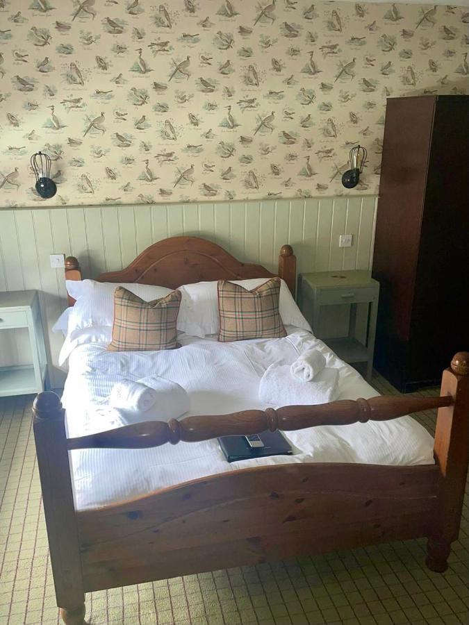 The Golden Pheasant Hotel Burford Ngoại thất bức ảnh